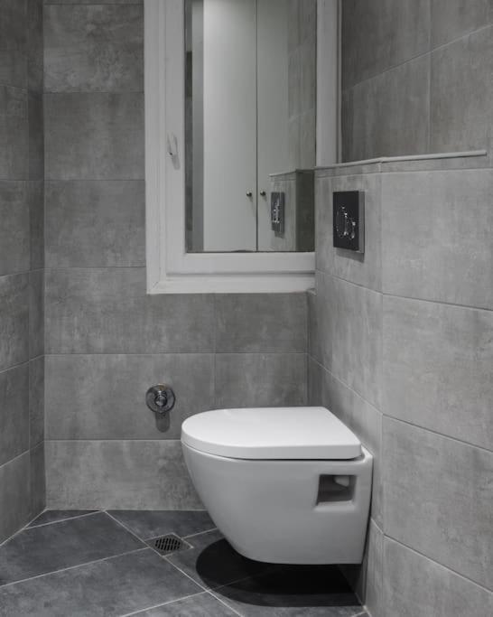 Your Cosy Perch In The Heart Of The Athenian Buzz Exterior foto